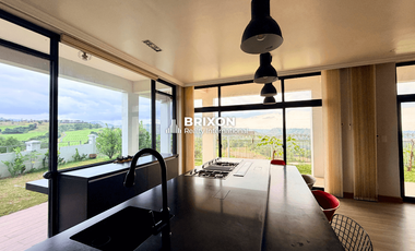 Luxury 4 Bedroom Villa in Clark For Sale with Panoramic Views near Golf Course Sun Valley D'heights