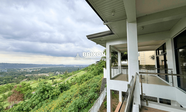 Luxury 4 Bedroom Villa in Clark For Sale with Panoramic Views near Golf Course Sun Valley D'heights