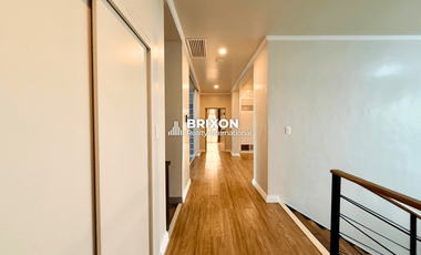 Luxury 4 Bedroom Villa in Clark For Sale with Panoramic Views near Golf Course Sun Valley D'heights