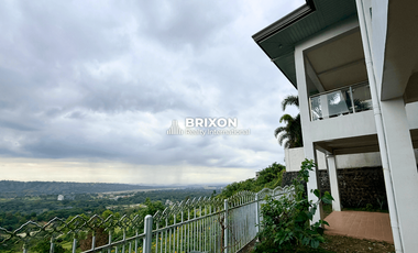 Luxury 4 Bedroom Villa in Clark For Sale with Panoramic Views near Golf Course Sun Valley D'heights