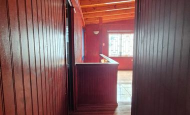 Amplia casa en arriendo cerca de calle principal en Nogales el melon