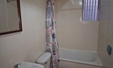 Se arrienda comodo departamento en primer piso, Quillota Sector molinare