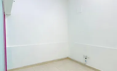 ARRIENDO LOCAL SANTA PAULA 106 M2