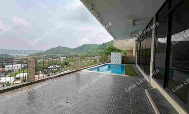 Casa de alquiler de 3 dormitorios, oficina y piscina (amoblada o semiamoblada), Urb. Los Senderos