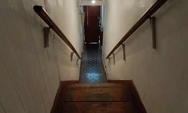 Venta casona con vista al mar para inversión en sector puerto Valparaíso