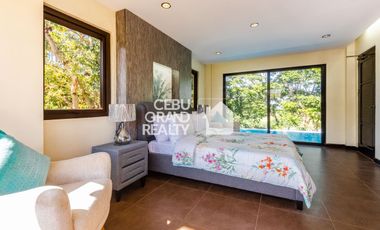 Cozy Two-Story Home with Scenic Views and Swimming Pool in Amara