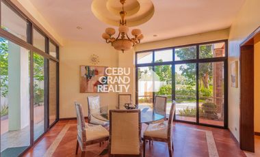 Cozy Two-Story Home with Scenic Views and Swimming Pool in Amara