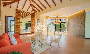 Cozy Two-Story Home with Scenic Views and Swimming Pool in Amara