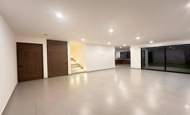 CASA EN RENTA LOMAS DEL MOLINO