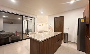 CASA EN RENTA LOMAS DEL MOLINO