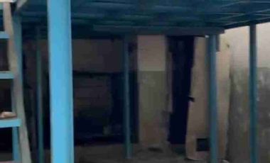 Gudang strategis dekat raya Kenjeran