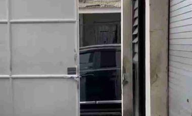 Gudang strategis dekat raya Kenjeran