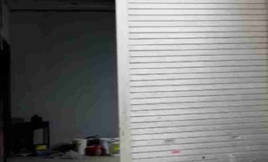 Gudang strategis dekat raya Kenjeran