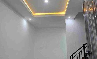 RUMAH SIAP HUNI, DEKAT JALAN RAYA  AKSES 2 MOBIL DEKAT PINTU TOL JATIWARNA