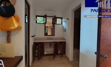 D212 Punta Ixtapa en Venta Departamento con vista la mar de 4 recamaras