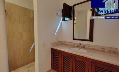 D212 Punta Ixtapa en Venta Departamento con vista la mar de 4 recamaras