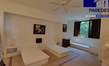 D212 Punta Ixtapa en Venta Departamento con vista la mar de 4 recamaras