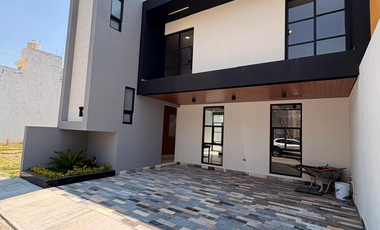 HERMOSO RESIDENCIAL EN FRACCIONAMIENTO, GASODUCTO, OCOTLÁN; TLAXCALA