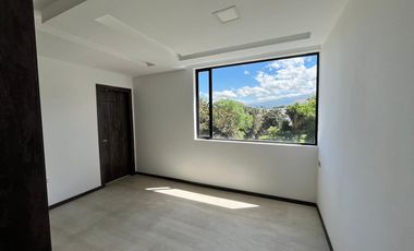 Casa con piscina en renta, Sector Tumbaco Megakiwi