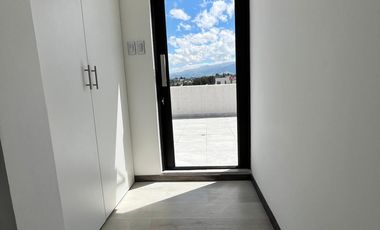 Casa con piscina en renta, Sector Tumbaco Megakiwi