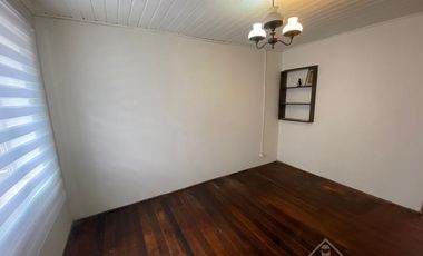ARRIENDO CASA REFACCIONADA MUY CENTRAL LINARES