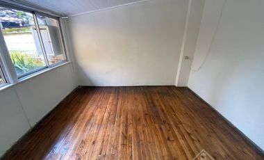 ARRIENDO CASA REFACCIONADA MUY CENTRAL LINARES