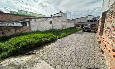 Terreno en Zona Comercial de Otavalo
