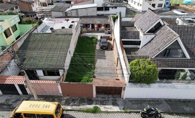 Terreno en Zona Comercial de Otavalo