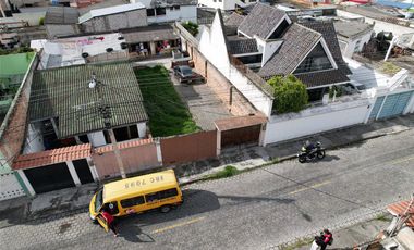 Terreno en Zona Comercial de Otavalo