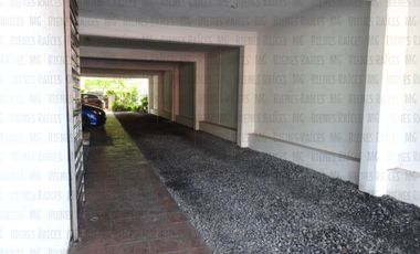 Edificio Comercial en VENTA en Zona Centro - Fundidora con espacio para 12 Oficinas en planta alta y 2 espacios en planta baja, Col Obrera, Monterrey