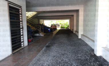 Edificio Comercial en VENTA en Zona Centro - Fundidora con espacio para 12 Oficinas en planta alta y 2 espacios en planta baja, Col Obrera, Monterrey