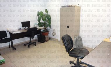 Edificio Comercial en VENTA en Zona Centro - Fundidora con espacio para 12 Oficinas en planta alta y 2 espacios en planta baja, Col Obrera, Monterrey