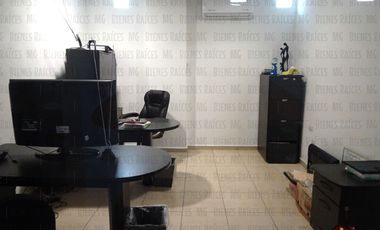 Edificio Comercial en VENTA en Zona Centro - Fundidora con espacio para 12 Oficinas en planta alta y 2 espacios en planta baja, Col Obrera, Monterrey