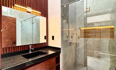 Vive dentro de fraccionamiento residencial privado en la zona de mayor plusvalia del puerto🏖️