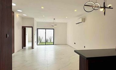 Vive dentro de fraccionamiento residencial privado en la zona de mayor plusvalia del puerto🏖️