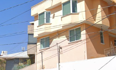 🏠 REMATE HIPOTECARIO – OPORTUNIDAD DE INVERSIÓN EN TLALNEPANTLA 💰📉  📍 Ubicación: C. Cerro de la Bufa 234 Hab. Los Pirules C.P. 54040 Tlalnepantla,