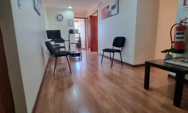 Se Vende Oficina en Edificio Sinergia (Rentando)