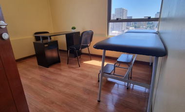 Se Vende Oficina en Edificio Sinergia (Rentando)