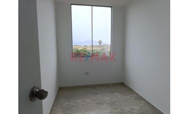 Alquilo Departamento En 3Er Piso Sin Ascensor En Condominio Sol De Chan Chan Ii, Estreno, Costado Del Colegio Ramon Castilla S/. 1,300 Soles S/. 1,300
