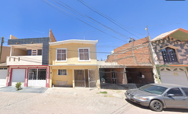 Casa En Remate Bancario- Fraccionamiento Cosmos, Pabellón De Arteaga, Aguascalientes.
