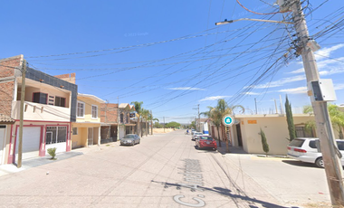 Casa En Remate Bancario- Fraccionamiento Cosmos, Pabellón De Arteaga, Aguascalientes.