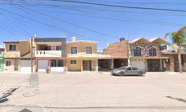 Casa En Remate Bancario- Fraccionamiento Cosmos, Pabellón De Arteaga, Aguascalientes.