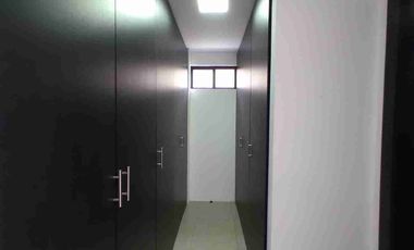 Alquiler de casa en Ciudad Celeste de 3 habitaciones cerca de colegio Alemán Humboldt