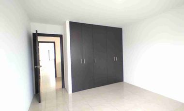 Alquiler de casa en Ciudad Celeste de 3 habitaciones cerca de colegio Alemán Humboldt