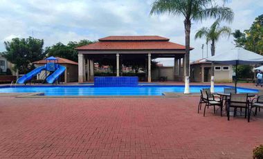 Alquiler de casa en Ciudad Celeste de 3 habitaciones cerca de colegio Alemán Humboldt