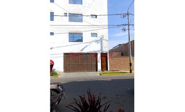 Alquilo Oficina Con Baño, Ingreso Independiente En 4To Piso A Unas Cuadras De La Corte Superior De Justicia En Urb. Natasha Alta S/. 550.00