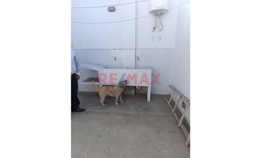 Alquilo Oficina Con Baño, Ingreso Independiente En 4To Piso A Unas Cuadras De La Corte Superior De Justicia En Urb. Natasha Alta S/. 550.00