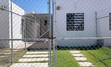 CASA AMUEBLADA EN RENTA HEROES DE LEON EN LEON, GTO.