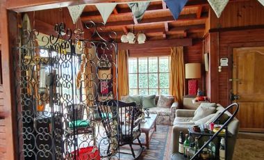 Venta De Casa En Barrio Residencial De Algarrobo