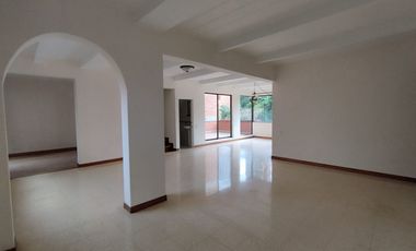 Apartamento en arriendo Loma del Escobero